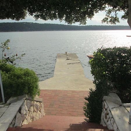 Apartments Petar - 6M From The Sea Barbat na Rabu エクステリア 写真