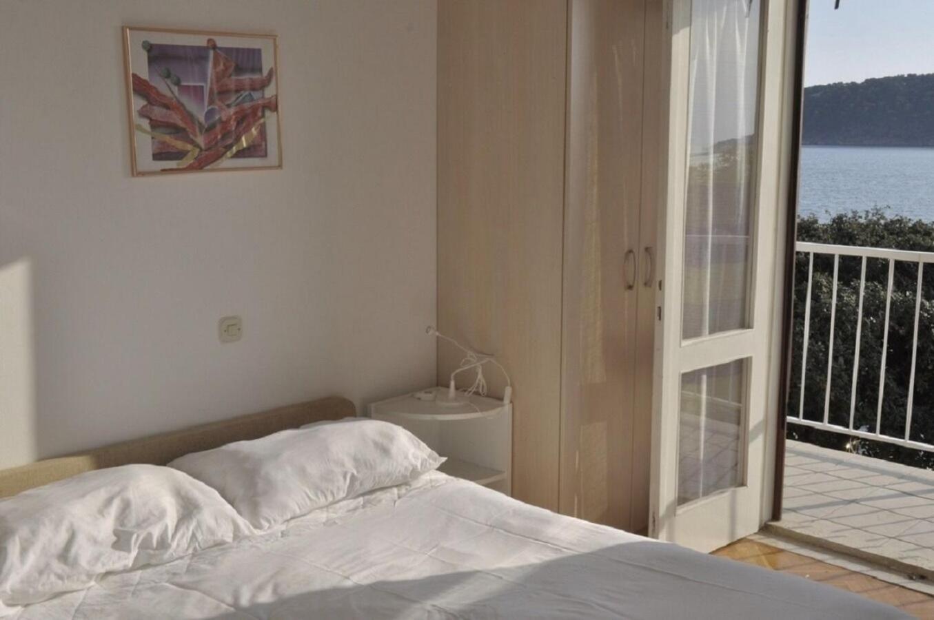 Apartments Petar - 6M From The Sea Barbat na Rabu エクステリア 写真