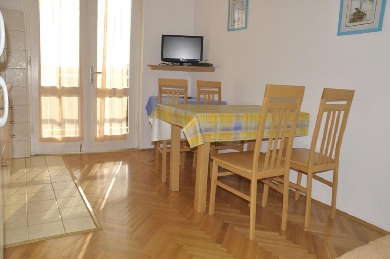 Apartments Petar - 6M From The Sea Barbat na Rabu エクステリア 写真