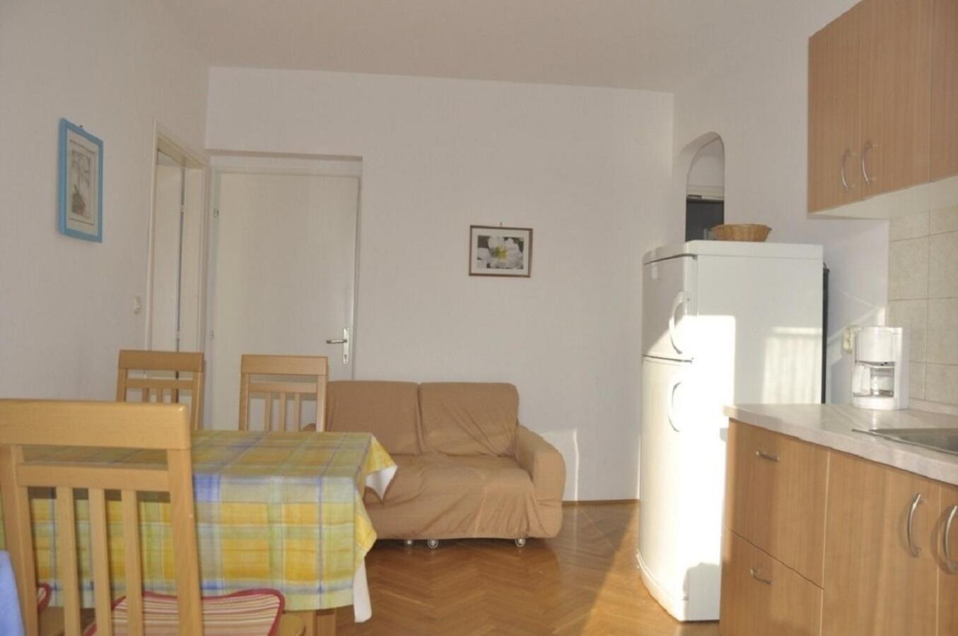 Apartments Petar - 6M From The Sea Barbat na Rabu エクステリア 写真